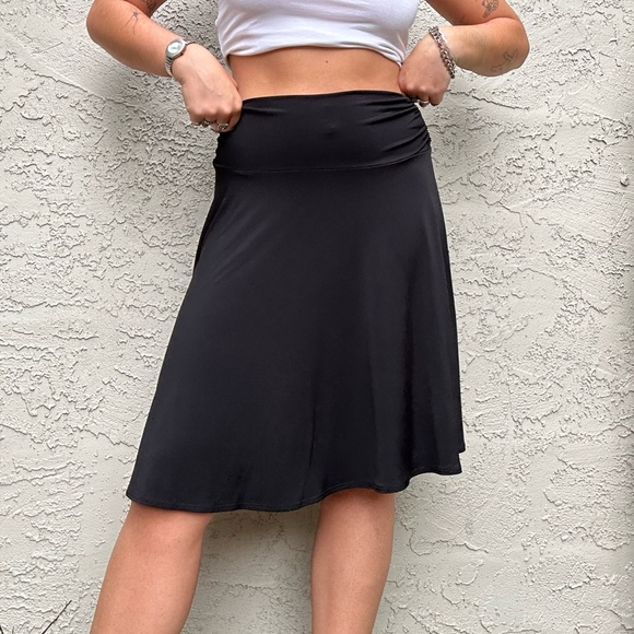 Vintage Y2k Black Ruched Midi Fairy Skirt - Picture 8 of 10